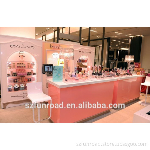 Wooden Eyebrow Kiosk Display Units For Shopping Mall